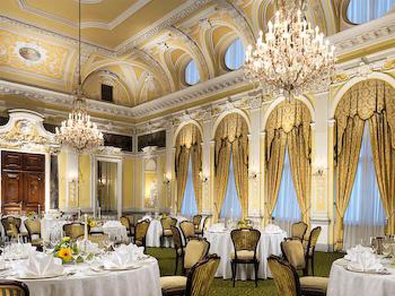 Grand Hotel Europa - Since 1869 因斯布鲁克 外观 照片 The ballroom